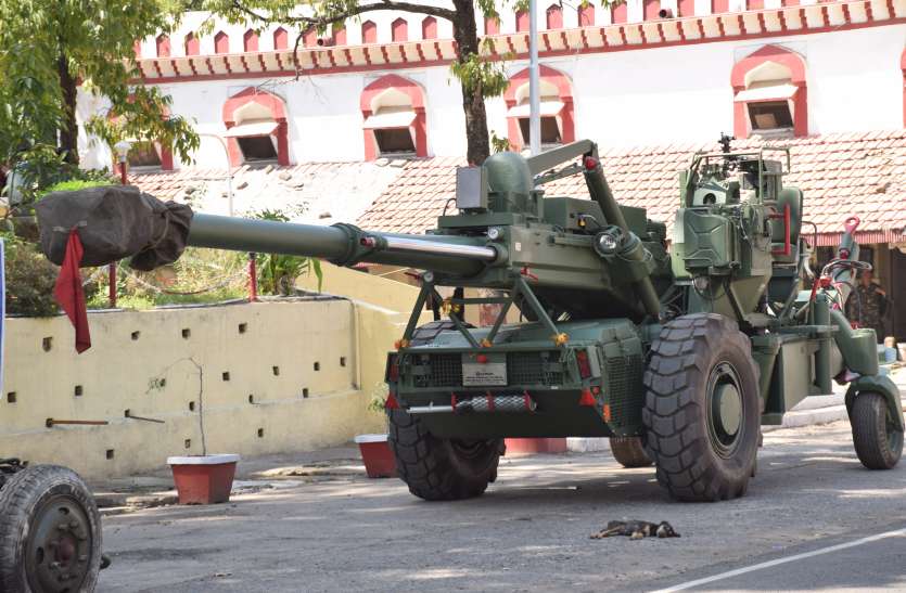 dhanush gun राजपथ पर दमखम दिखाएगी धनुष तोप, जबलपुर से रवाना
