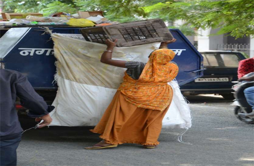 Now these hotels will get expensive waste अब इन होटलों को महंगा पड़ेगा इनका कचरा