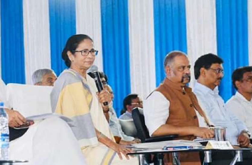 प.बंगाल में NRC पर छिड़ी जंग, भाजपा-तृणमूल नेता आमने-सामने प.बंगाल में NRC पर छिड़ी जंग, भाजपा-तृणमूल नेता आमने-सामने