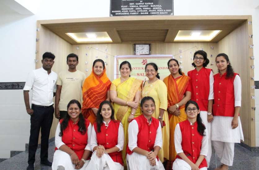 प्लास्टिक मुक्त अभियान : चित्र व सुलेख से दिया संदेश प्लास्टिक मुक्त अभियान : चित्र व सुलेख से दिया संदेश