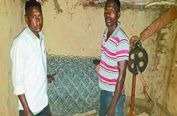 Police sent two accused to steal the fencing wire फेंसिंग तार चोरी करने वाले दो आरोपी को पुलिस ने भेजा जेल