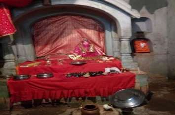 Baldauji's statue stolen from the temple मंदिर से बलदाऊजी की मूर्ति चोरी