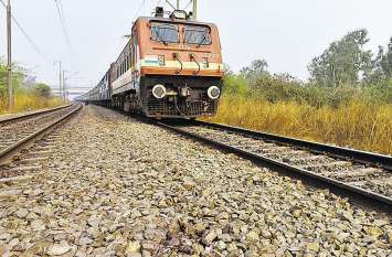 Railway news नहीं हुआ इंजन का परीक्षण: सीपीडी पहुंचे मंदसौर, अंतिम समय में ट्रायल स्थगित