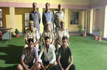 Knives were caught in a dispute over setting up a dhaba ढाबा लगाने को लेकर विवाद में घोंपे थे चाकू