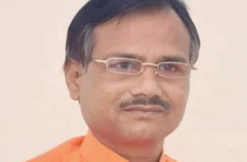 UP Top News : कमलेश तिवारी हत्याकांड में एक और खुलासा, सबसे ज्यादा मेडिको स्टूडेंट पैदा करने वाला राज्य बन जाएगा यूपी UP Top News : कमलेश तिवारी हत्याकांड में एक और खुलासा, सबसे ज्यादा मेडिको स्टूडेंट पैदा करने वाला राज्य बन जाएगा यूपी
