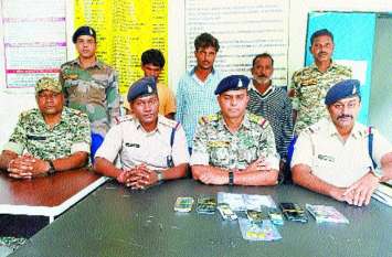 police arrested ATM scammers from Kondagaon लोगों को ऐसे लुटते थे ATM चोर, लग्जरी गाड़ियों और कैश के साथ पुलिस ने किया तीन को किया गिरफ्तार