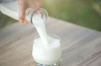 If there is a sudden diarrhea on Diwali then get milk checked immediat दिवाली पर अचानक दस्त लग जाएं तो तत्काल कराएं दूध की जांच!