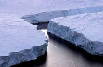 Scientists worried over 20-kilometer crack in Antarctica, world at risk दुनिया पर मंडराया सबसे बड़ा खतरा, अंटार्कटिका में पड़ी दरार देख वैज्ञानिक चिंतित