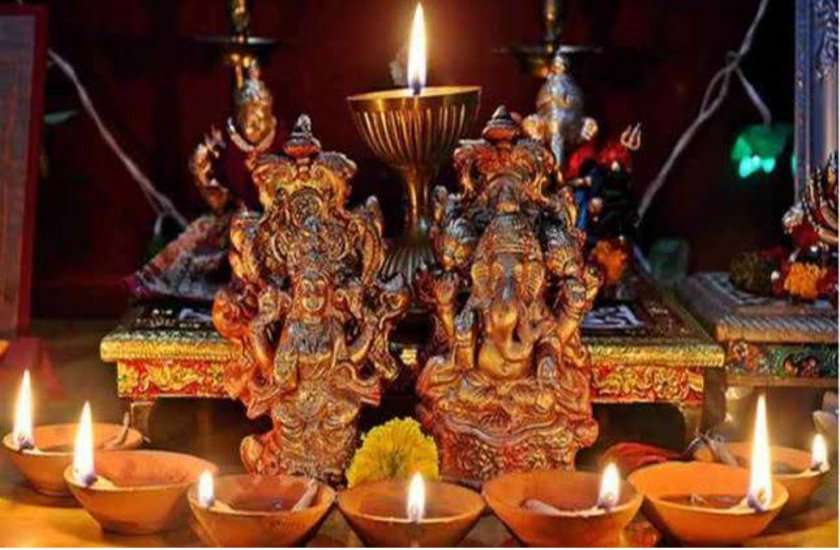 इस दिवाली पढ़ लें गणेशजी का यह मंत्र, हो जाएगी हर इच्छा पूरी