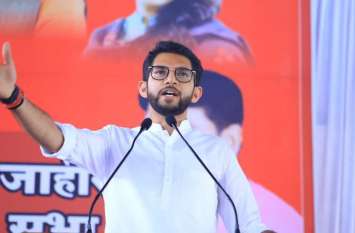 Aditya Thackeray Future chief minister Poster poster in worli Maharashtra महाराष्ट्र में सीएम पद को लेकर होगी रार! वर्ली में लगे आदित्य ठाकरे के पोस्टर