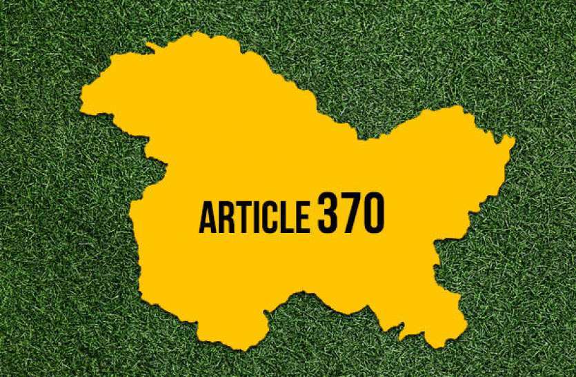 कश्मीरी नागरिक कश्मीरियों का दर्द : लॉकडाउन में दुनियाभर के बच्चे ऑनलाइन पढ़ाई कर रहे थे हमारे बच्चे घर बैठे थे