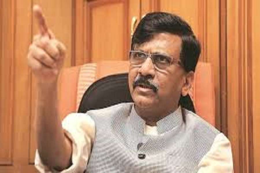 maha politics: नरम हुई शिवसेना, महाराष्ट्र की कुंडली बनाएगी