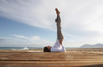 Yoga Pranayama For Instant Skin Glow Yoga Pranayama: त्वचा में नेचुरल निखार पाने के लिए करें ये योगासन