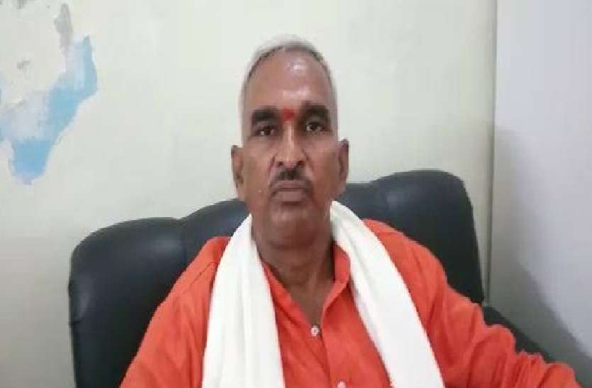 Surendra SIngh बलिया गोलीकांडः भाजपा प्रदेश अध्यक्ष ने सुरेंद्र सिंह से की मुलाकात, दी यह हिदायत