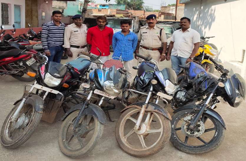 चोरी की बाइक से युवक रात में जा रहा था गांव, पेट्रोलिंग टीम ने पकड़ा तो उड़ गए होश, फिर पुलिस ने इतने बाइक और किए बरामद चोरी की बाइक से युवक रात में जा रहा था गांव, पेट्रोलिंग टीम ने पकड़ा तो उड़ गए होश, फिर पुलिस ने इतने बाइक और किए बरामद