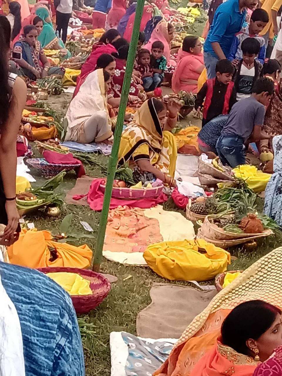 काँचहिं बाँस के बहेंगिया, बहँगी लचकत जाय से गुंजरित हुआ पूर्वांचल