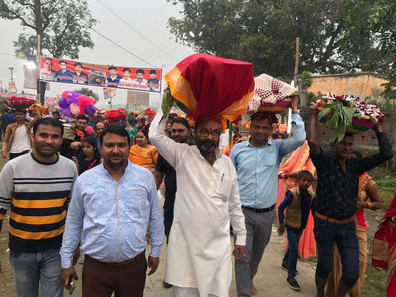 काँचहिं बाँस के बहेंगिया, बहँगी लचकत जाय से गुंजरित हुआ पूर्वांचल