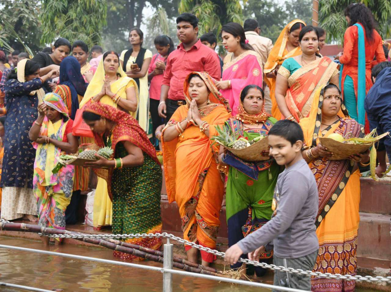 काँचहिं बाँस के बहेंगिया, बहँगी लचकत जाय से गुंजरित हुआ पूर्वांचल
