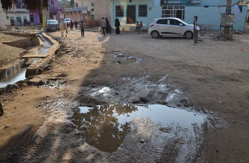 Changemaker 2.0 : वार्ड 30 में खुद साफ करते हैं नाली, नहीं आती कचरे की गाड़ी