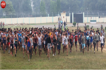 Army Recruitment Rally Held In Samba,Youth Applied For Government Job जम्मू-कश्मीर के युवा देंगे आतंक को जवाब, सेना भर्ती में उमड़ी भारी भीड़
