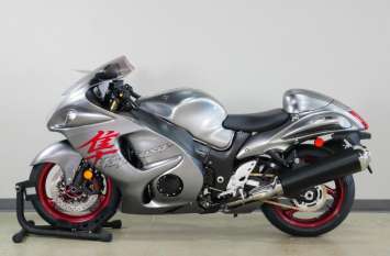 Buy Cheap Superbike at Very Good Condition इस मार्केट में थोक के भाव मिलती हैं लाखों की सुपरबाइक्स