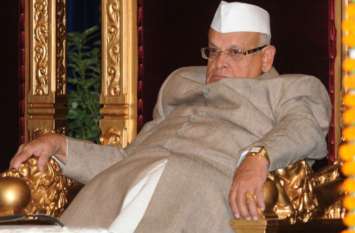 Aziz Qureshi said - join hands with Satan to defeat BJP अजीज कुरैशी ने कहा- भाजपा को हराने के लिए शैतान से हाथ मिला लो, अधिकारियों को सड़क पर मारो