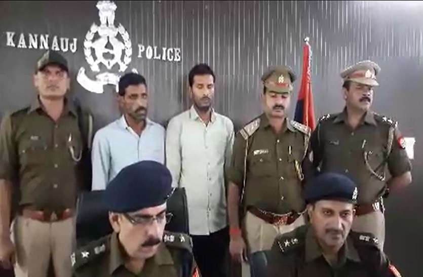 अमन हत्याकांड में पुलिस ने किया बड़ा खुलासा, दो महिलाओं समेत पांच को पुलिस ने भेजा जेल अमन हत्याकांड में पुलिस ने किया बड़ा खुलासा, दो महिलाओं समेत पांच को पुलिस ने भेजा जेल