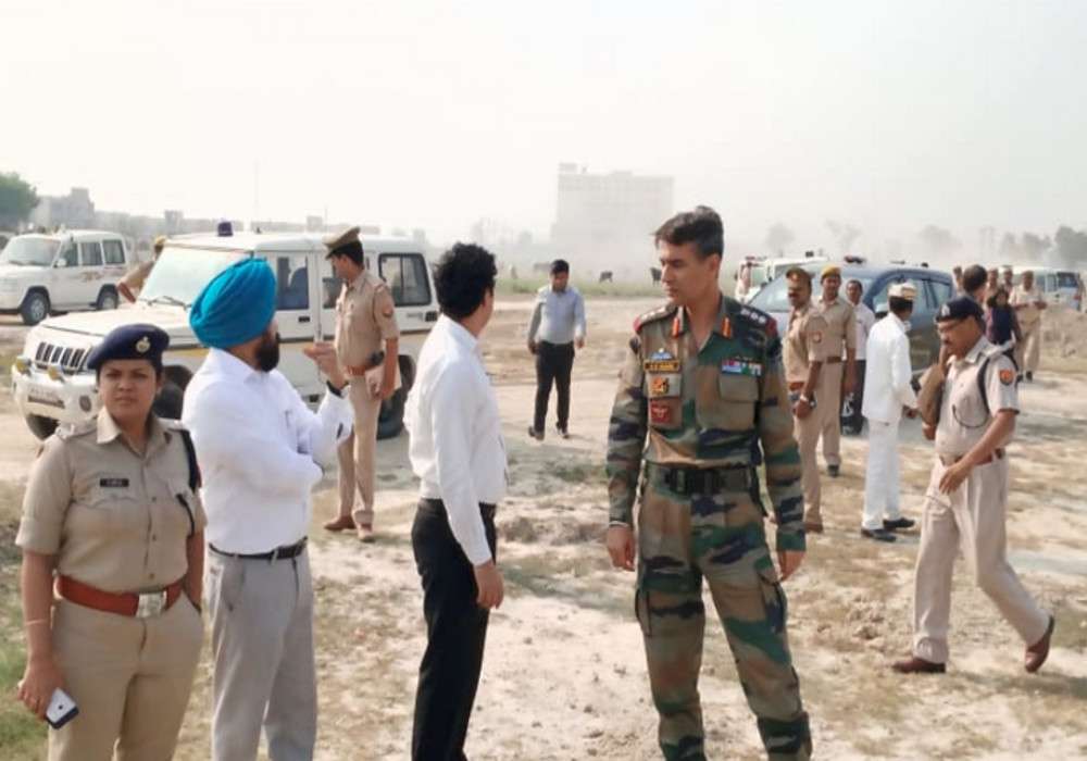इधर डीएचएफएल विवाद में हुआ करोड़ों का नुकसान, उधर अमेठी में अस्सी हजार लोगों ने रोजगार के लिए एक साथ किया बड़ा काम