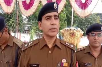 Mirzapur Police get training for Riot control दंगा नियंत्रण के लिए पुलिसकर्मियों ने लिया प्रशिक्षण