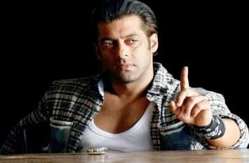 zarina wahab to play mother character in salman khan disha patani राधे: पहली बार फिल्म में सलमान की मां बनेंगी 70 के दशक की ये मशहूर अदाकारा, नाम जान हैरान रह जाएंगे आप
