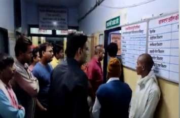 lawyer accident in lalitpur चलती ट्रेन से उतरने की कोशिश में गिरकर हाईकोर्ट के वकील के कटे दोनों पैर