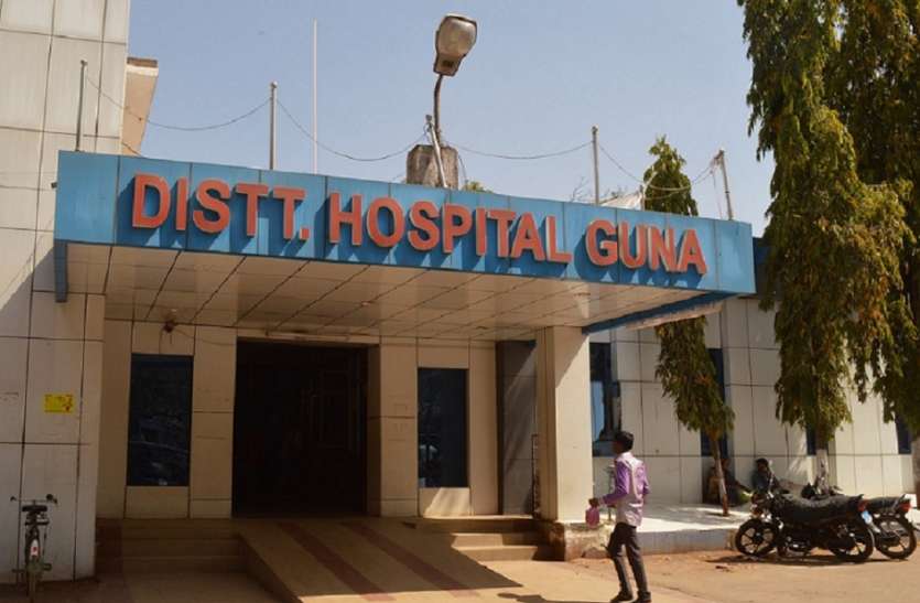 Fast spreading cancer: तेजी से फैल रहा कैंसर, 5 साल में आए 904 रोगी, जिला अस्पताल में इलाज करने न अलग वार्ड और न ही स्टाफ Fast spreading cancer: तेजी से फैल रहा कैंसर, 5 साल में आए 904 रोगी, जिला अस्पताल में इलाज करने न अलग वार्ड और न ही स्टाफ