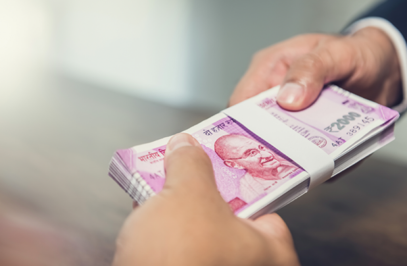 salary कामगारों को तीन महीने से नहीं मिला वेतन