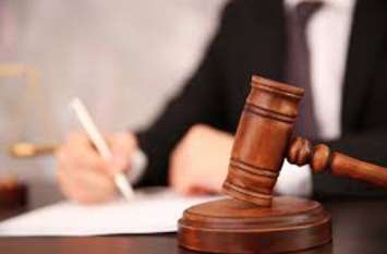 Court decision: Judge gave lifetime imprisonment of murder accuse खेत में काम कर रही थी महिला, अचानक टांगी से ताबड़तोड़ वारकर कर दी हत्या, मिला आजीवन कारावास