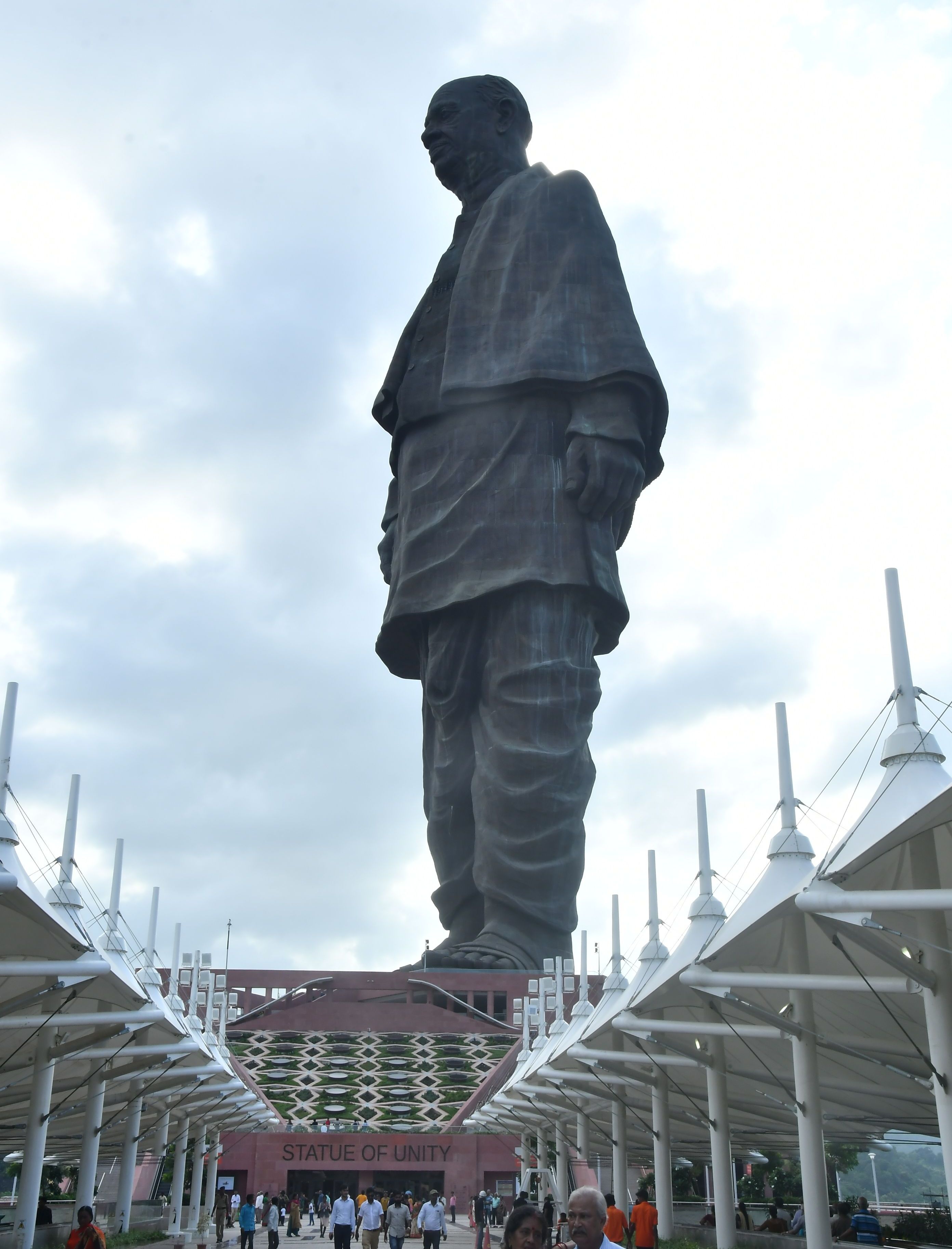 statue of unity : 'यूनिटी' ने तोड़े रिकॉर्ड पर नहीं जुटे विदेशी सैलानी