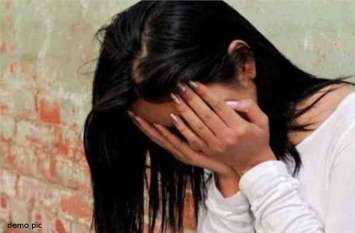 rape with girl jaipur Blackmail viral photos social media 2 rape case दोस्ती के बहाने युवती को फंसाया, फिर किया दुष्कर्म, अब अश्लील फोटो खींच कर रहा ब्लैकमेल