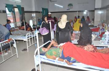 Here patients only get pain यहां मरीजों को मिलती है सिर्फ मिलती है पीड़ा
