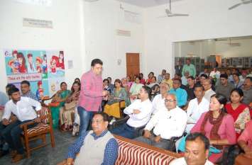 Childhood will be safe by understanding good and bad touch, said ias n अच्छे-बुरे स्पर्श की समझ से बचपन होगा सुरक्षित