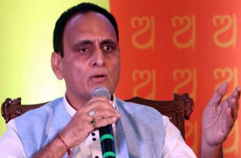 rakesh_sinha.jpg बीजेपी नेता राकेश सिन्हा ने नवजोत सिंह सिद्धू पर साधा निशाना, इमरान खान अपने दोस्त को बना रहे हैं PAK का मोहरा