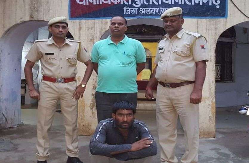 चोरी हुआ ट्रक बरामद, एक गिरफ्तार चोरी हुआ ट्रक बरामद, एक गिरफ्तार