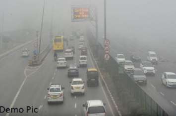 Noida and Ghaziabad Weather Today and Forecast Weather Alert: 9 और 10 नवंबर को यूपी के इन जिलों में चल सकती हैं तेज हवाएं, इतने डिग्री गिरेगा तापमान