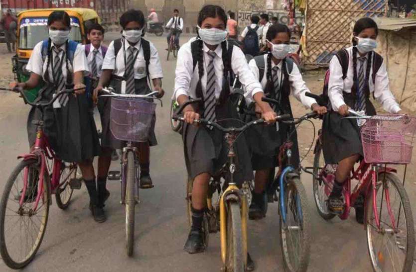 प्रदूषण से अब फैल रहा फेफड़ों का कैंसर, विदेशी वैज्ञानिकों ने प्रदूषण को बड़ा खतरा बताया प्रदूषण से अब फैल रहा फेफड़ों का कैंसर, विदेशी वैज्ञानिकों ने प्रदूषण को बड़ा खतरा बताया