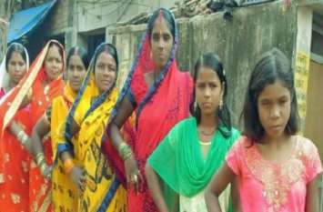 Gorakhpur vantangia woman will catwalk on ramp कभी मुख्य धारा से कट चुकी थी ये महिलाएं, अब रैंप पर करेंगी कैटवॉक