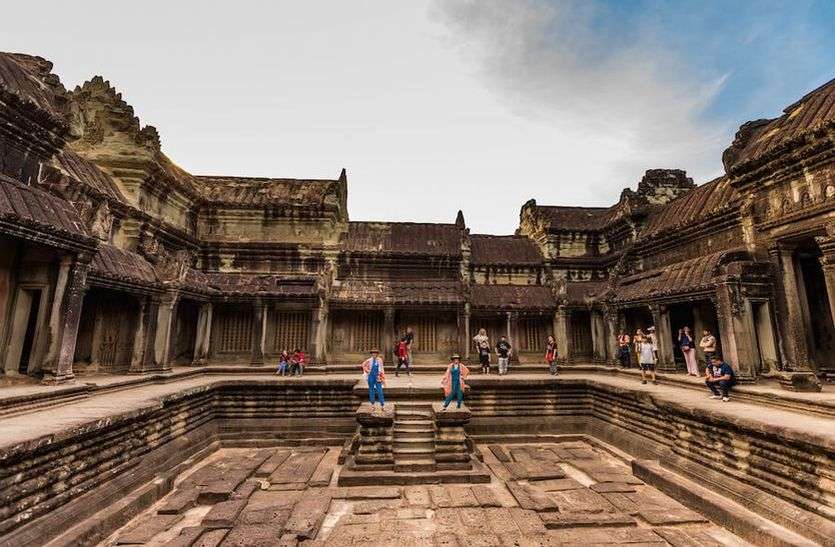 कंबोडिया मंदिरों में भारतीय संस्कृति की झलक : जयंती नागराज कंबोडिया मंदिरों में भारतीय संस्कृति की झलक : जयंती नागराज