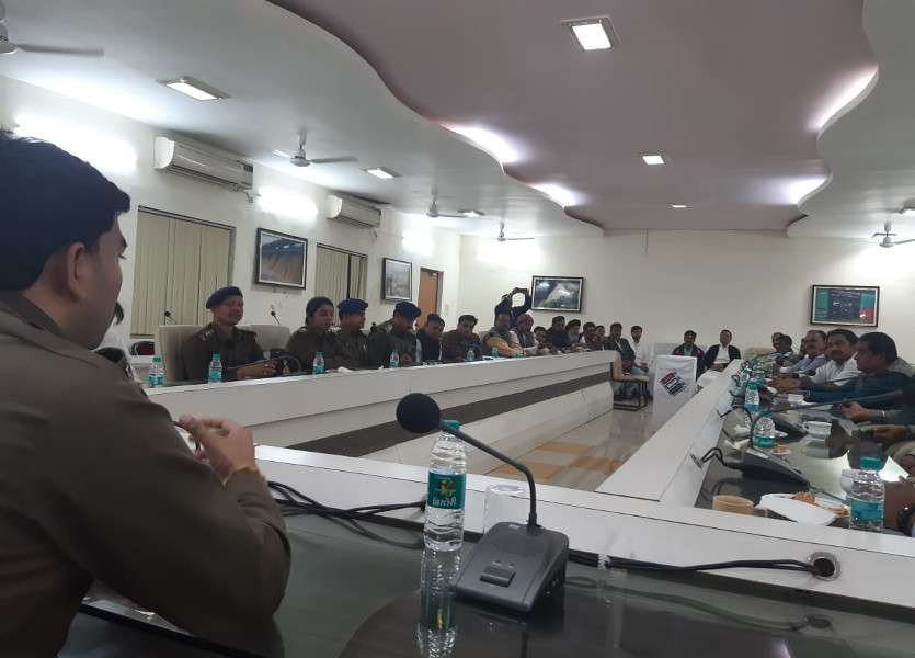 अयोध्या पर सुप्रीम कोर्ट के फैसले पर ये बोले लोग, कहा- यहां के गंगा-जमुना की तहजीब नहीं होगी खंडित, सांसद ने कही ये बात