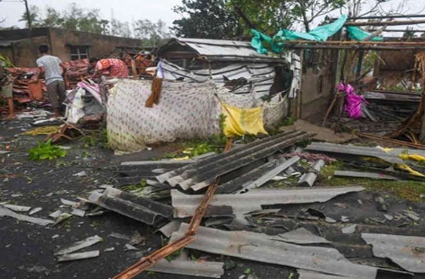 cyclone.jpg चक्रवात बुलबुल ने प. बंगाल में मचाया तांड़व, सात लोगों की मौत, 2.73 लाख लोग प्रभावित