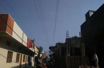high Tension line has become a tension for city dwellers गुना शहरवासियों के लिए हाइटेंशन लाइन बनी टेंशन