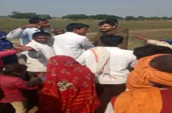 Police arrested 3 people in fight on two sides over old enmity case पुरानी रंजिश को लेकर दो पक्षों में हुई गाली गलौज मारपीट, पुलिस ने तीन को किया गिरफ्तार