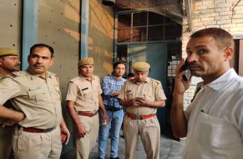 JAIPUR ROOFTOP RESTAURANT JMC ACTION रूपटॉप रेस्टोरेंट में चल रहे हुक्का बार