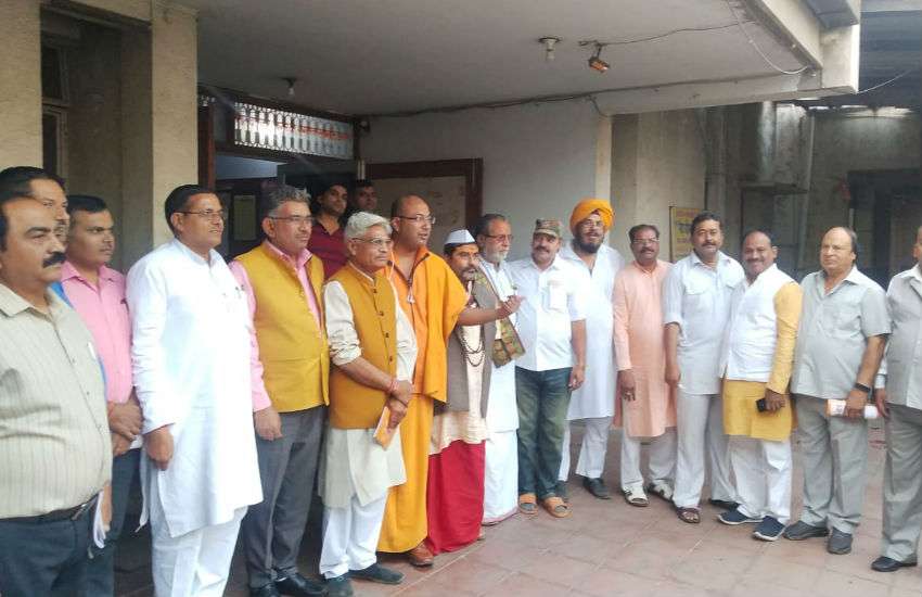 mahant_yogesh_puri2.jpg